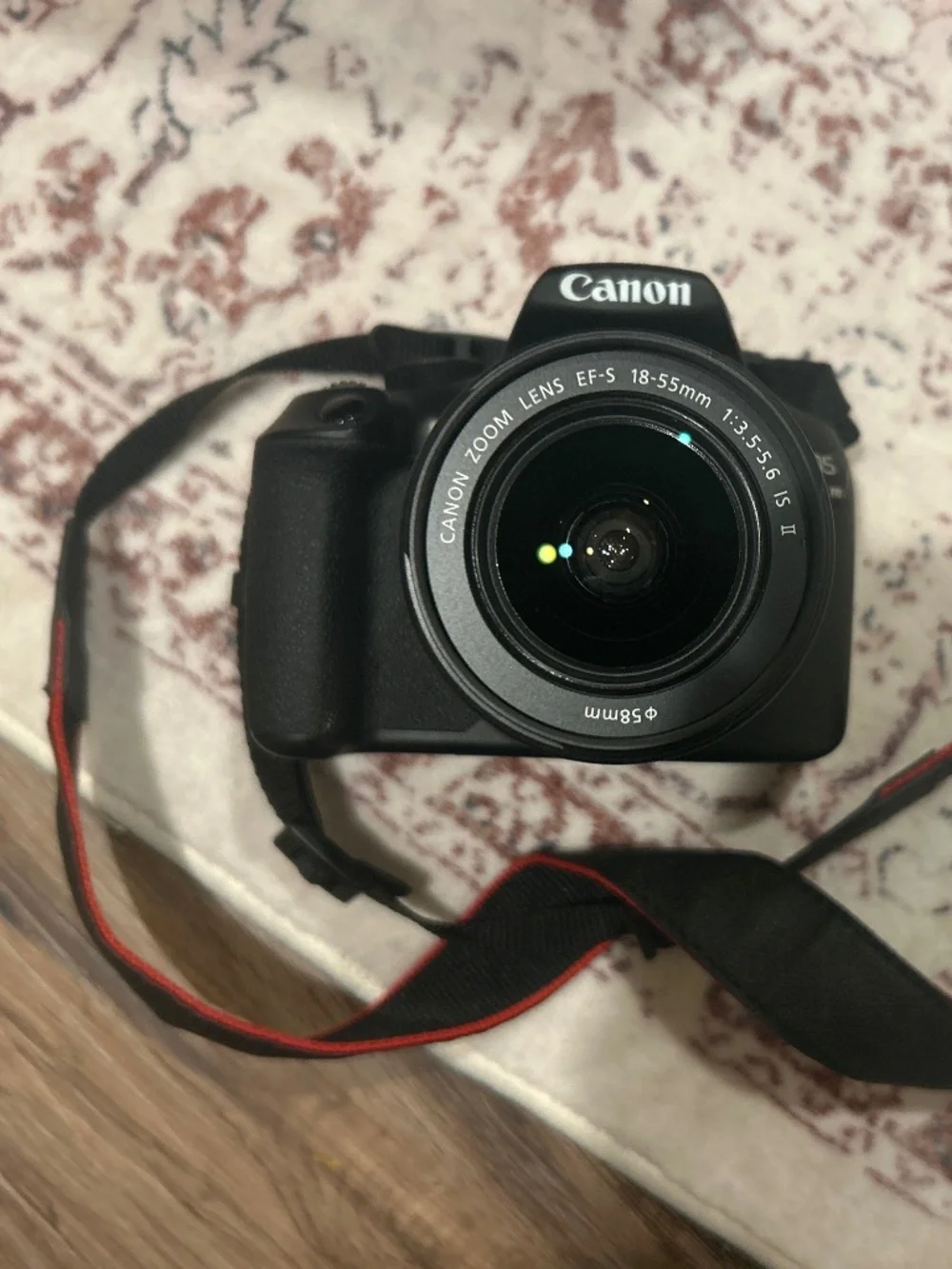 Canon EOS Rebel T6
